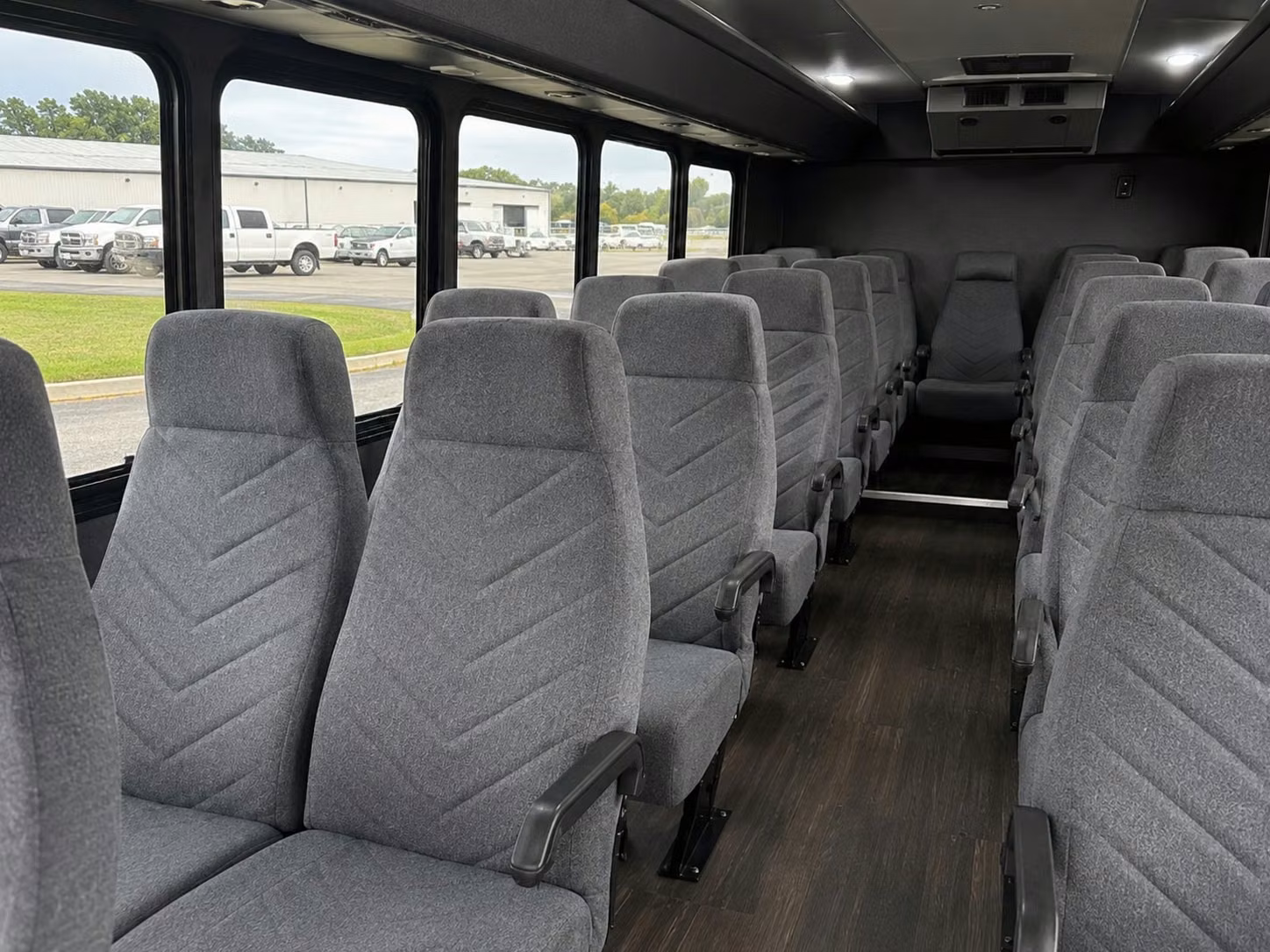 mcallencharterbus com will help you find the right minibus for your mcallen prom group